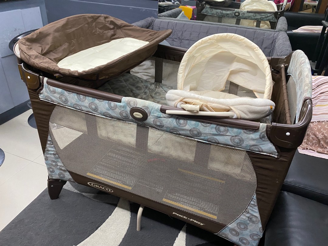 Graco Pack n Play With Newborn Napper and Changing Pad on Carousell