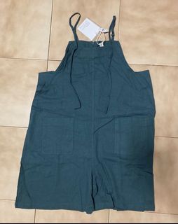 Grey strap romper with functional pockets