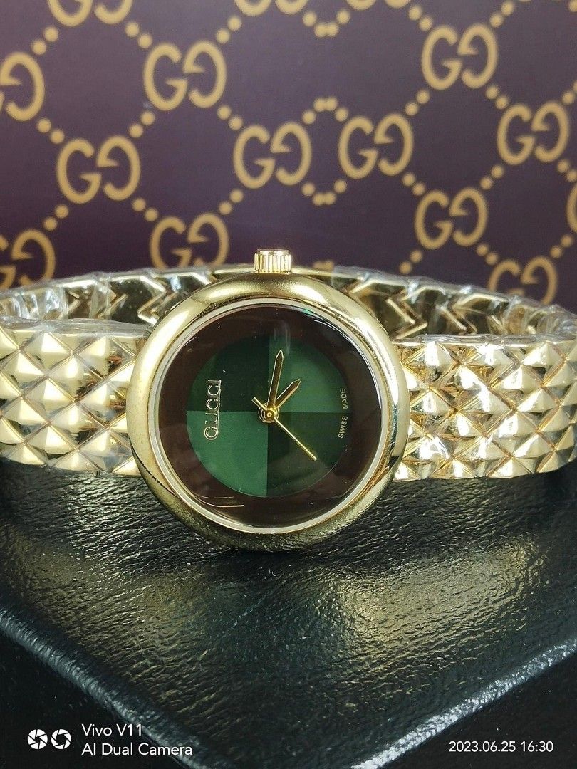 Gucci Women Watches Women s Fashion Watches Accessories Watches on Carousell