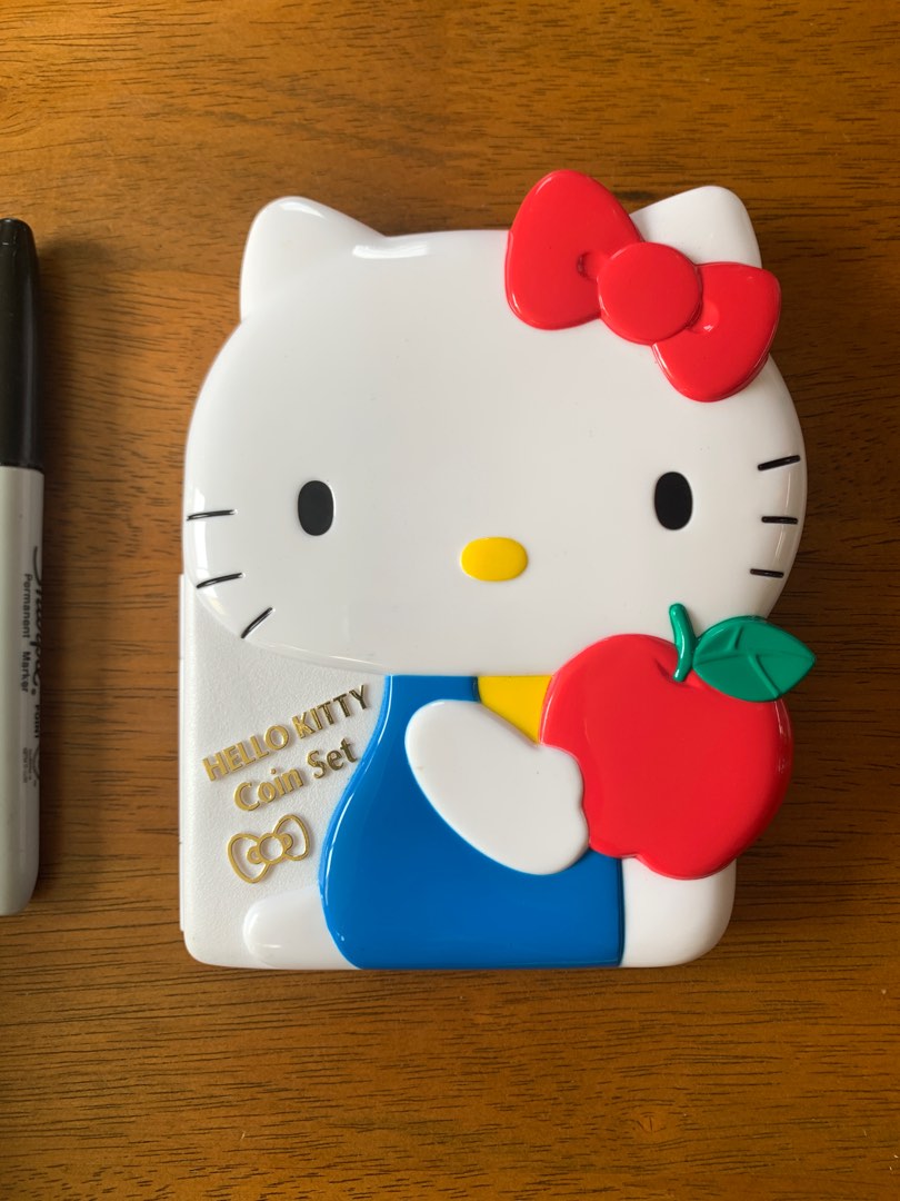 Hello Kitty 2004 30th Anniversary coin set, Hobbies & Toys, Memorabilia ...