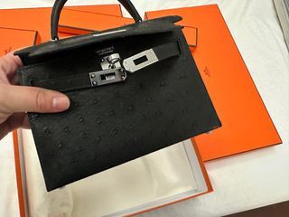 Replica Hermes Kelly Sellier 25 Handmade Bag In Black Ostrich Leather