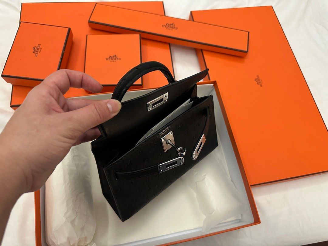HERMES EXOTIC OSTRICH MINI KELLY II (Category: Luxury Bags & Wallets) located in Bacolod City. Submitted by houseoflouvre (Listing ID 1251565715, Image 3). Description: Hermes Exotic Ostrich Mini Kelly II in Palladium .