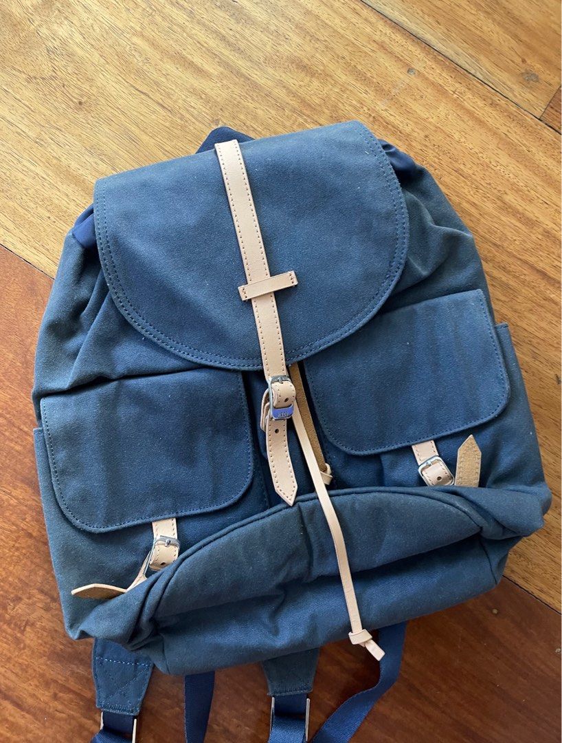 herschel dawson backpack small navy blue Women s Fashion Bags Wallets Backpacks on Carousell