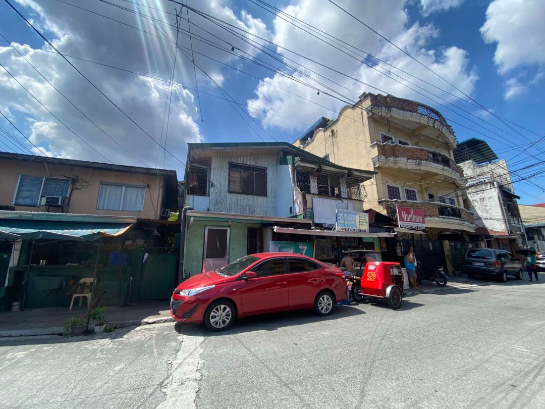 HOUSE AND LOT FOR SALE IN BAGO BANTAY QUEZON CITY 200SQM on Carousell
