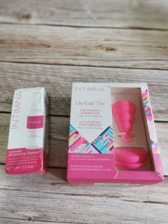 INTIMINA Menstrual Cup & Cleanser