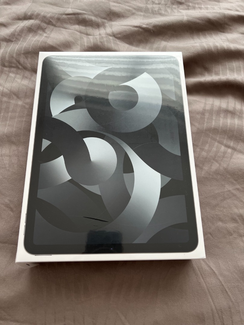 iPad Air Wi-Fi 5th Gen 64GB Space Grey, Mobile Phones & Gadgets ...