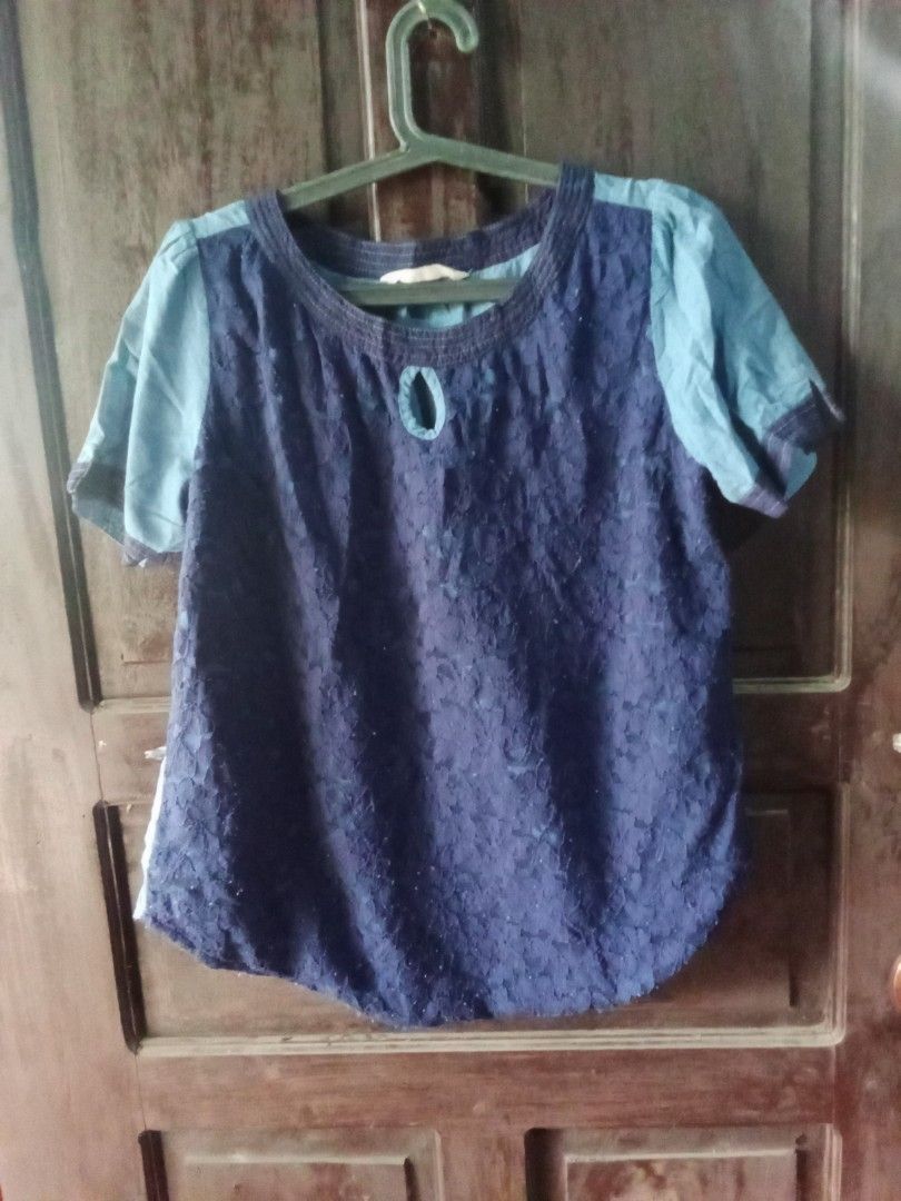 Juliana blouse (Category: Blouses) located in Alaminos. Submitted by HCprloved (Listing ID 1251531735, Image 1). Description: .