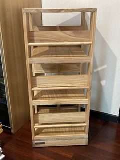 Lemari buku kayu putar wills woodcraft rotating book shelf
