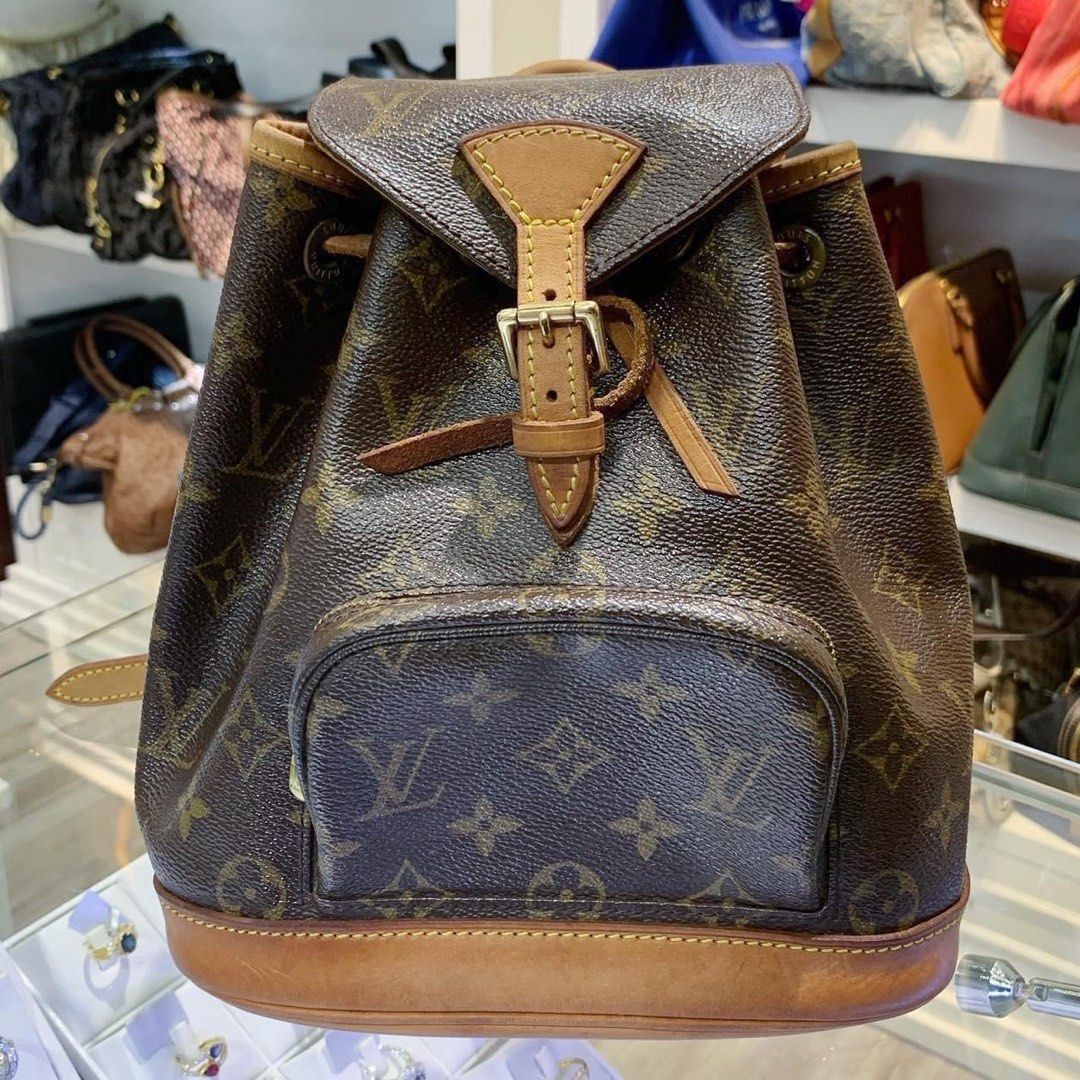 LV Discovery Backpack PM, Luxury, Bags & Wallets on Carousell