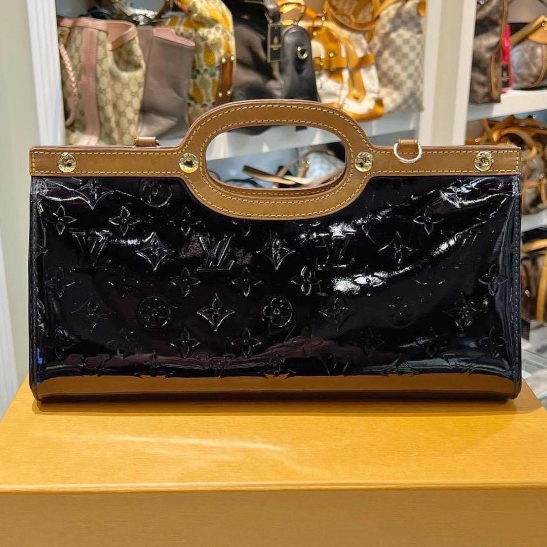 Louis Vuitton Reporter PM bag, Luxury, Bags & Wallets on Carousell