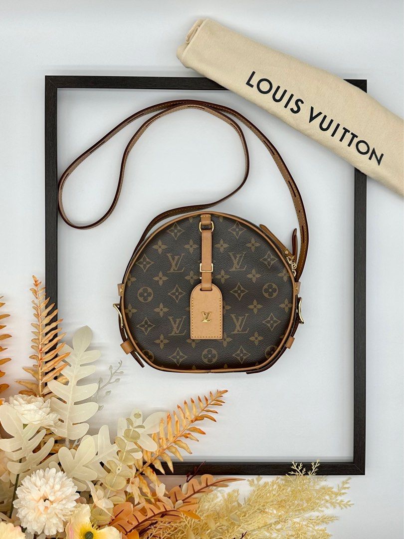 LV Boite Chapeau Souple MM Luxury Bags Wallets on Carousell