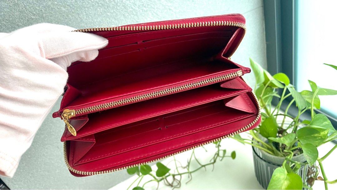 Zippy Louis Vuitton wallet