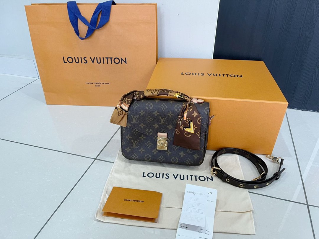 Louis Vuitton Scarlet Monogram Vernis, Navy Epi And Monogram