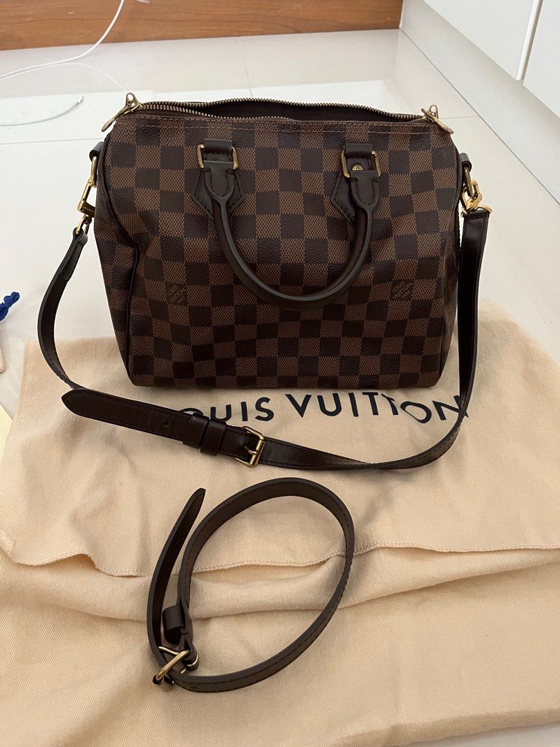 Preloved authentic Louis vuitton Lv damier azur speedy bandouliere 25  strap, Luxury, Bags & Wallets on Carousell
