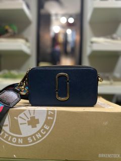Marc Jacobs Snapshot Bag in Sunkissed, Luxury, Bags & Wallets on Carousell