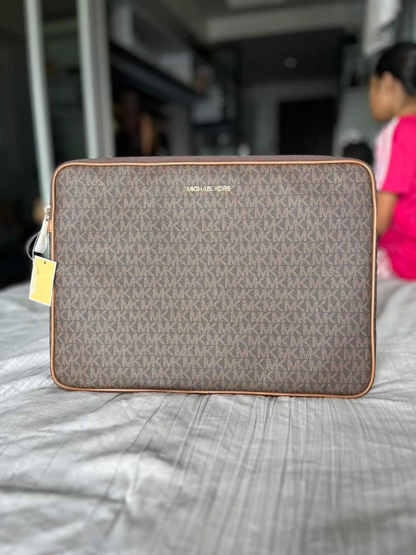 MK Laptop Sleeve