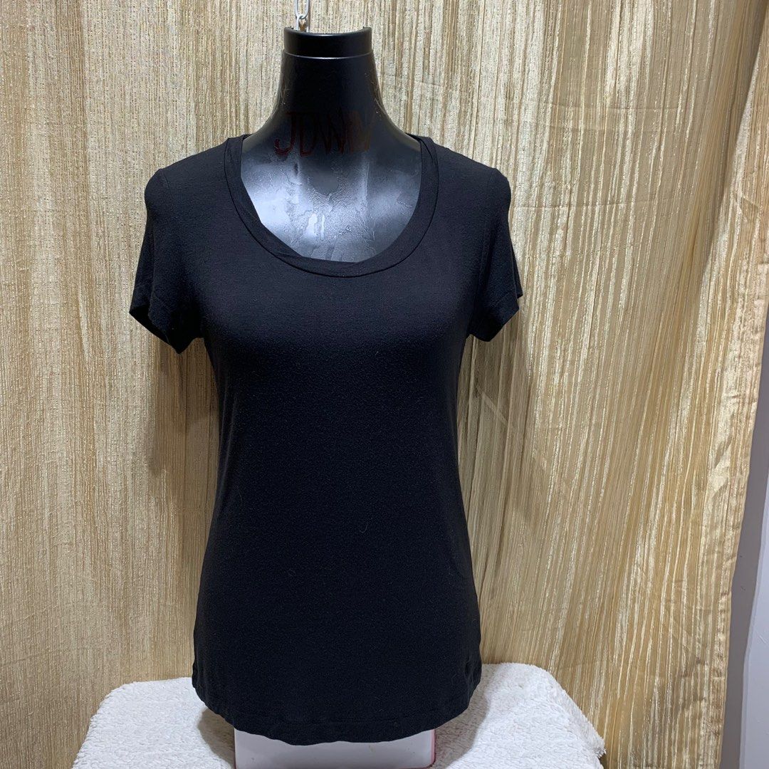 Nautica Ladies' Logo Tee Medium Size V-Neck Female Short Sleeve T Shirts  for Women 