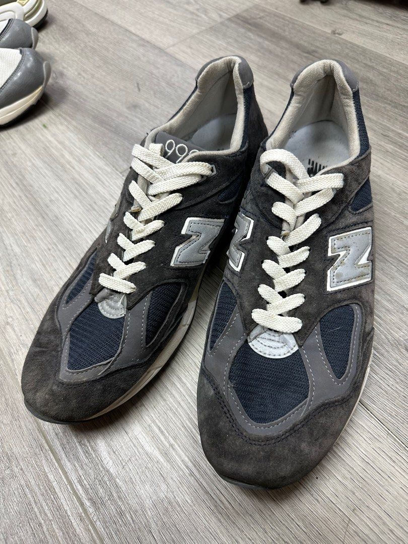 New Balance M990NV2 US 10.5 Made in USA Carousell
