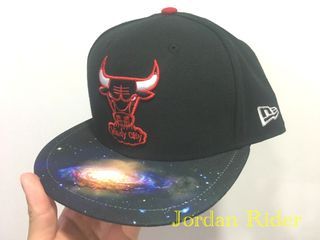 New Era NBA Chicago Bulls Galaxy Cap 公牛 黑紅 銀河 全封 棒球帽 Jordan 喬丹 Pippen 羅斯 Rose