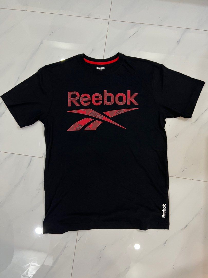 New Reebok sports T shirt S