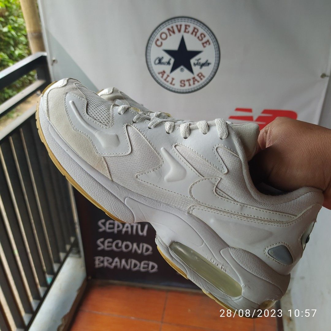 Air max2 light triple sale white