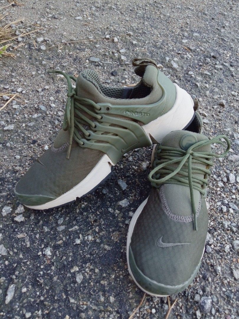 Nike Presto Men s Fashion Footwear Sneakers on Carousell
