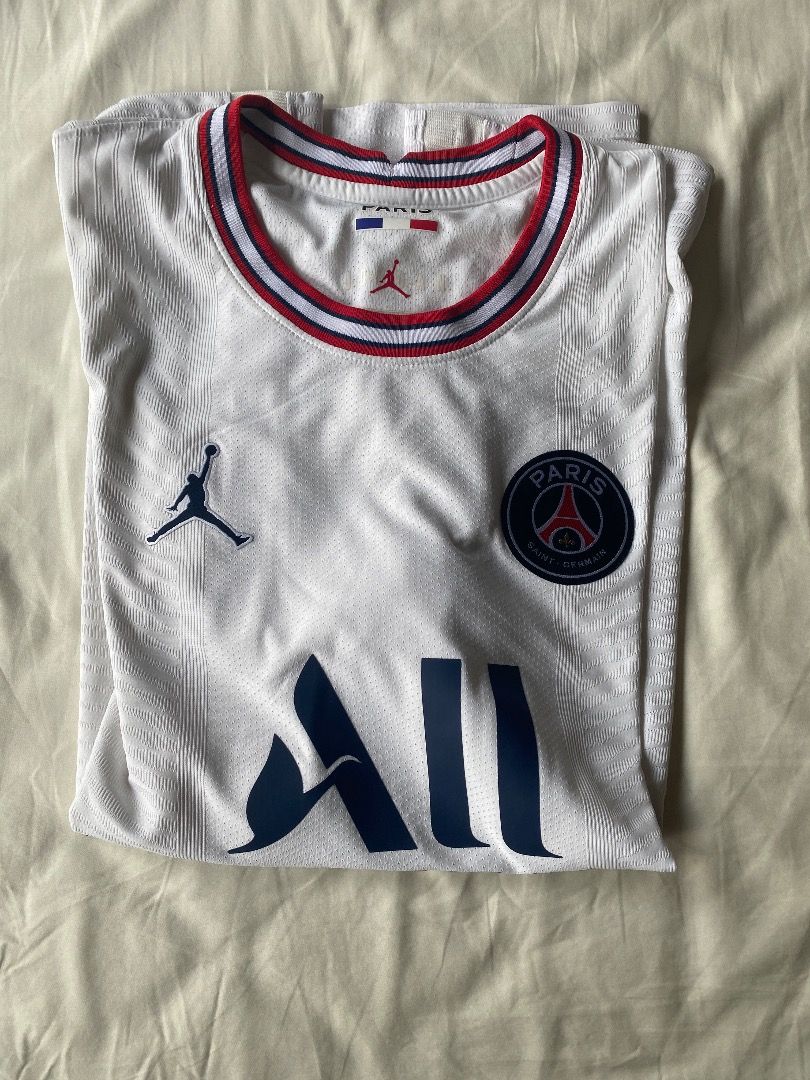 Nike x Jordan PSG Vaporknit 4th Jersey Large Men s Fashion Tops