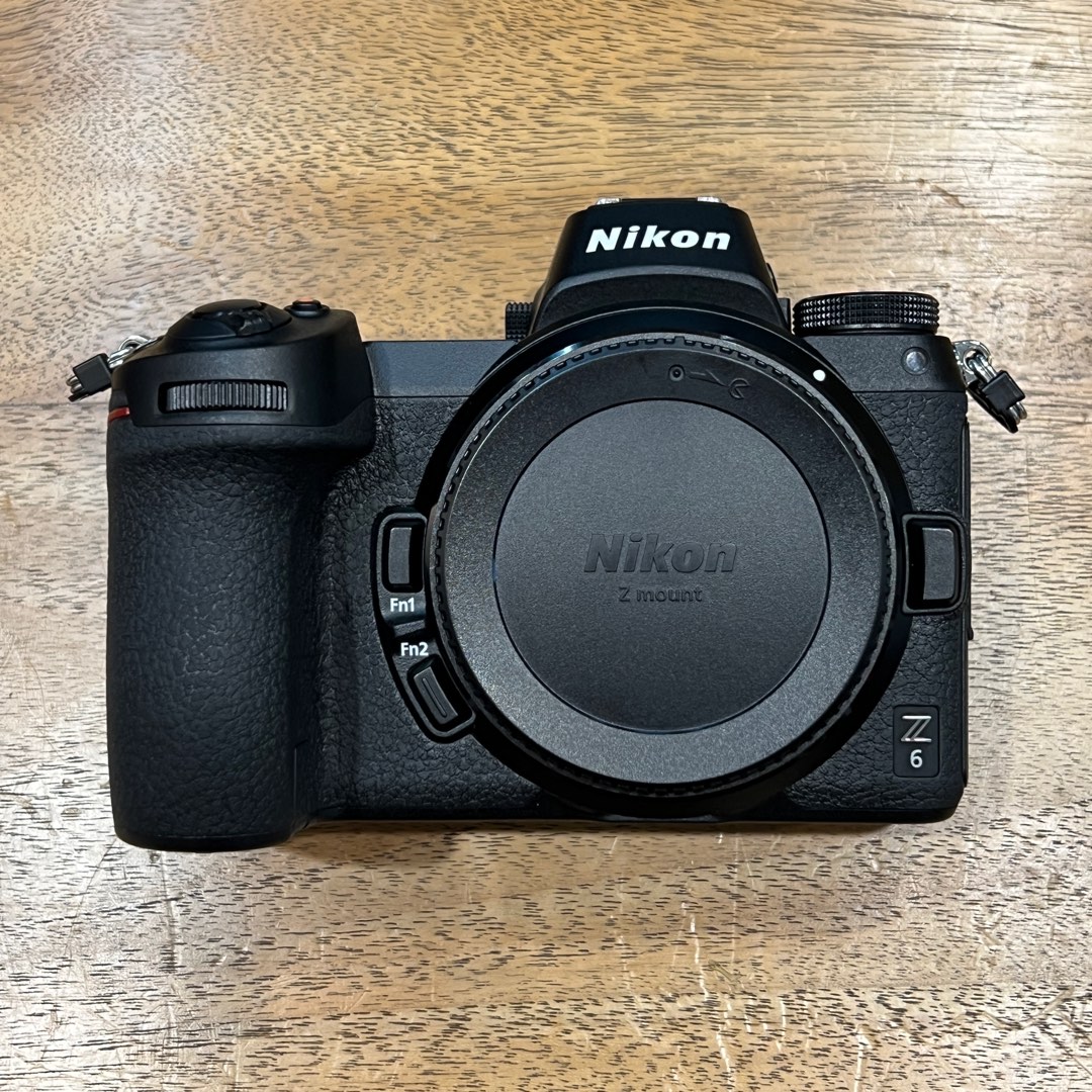 nikon 7570