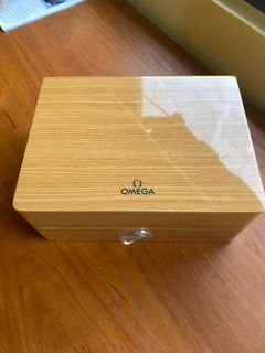 Omega Box