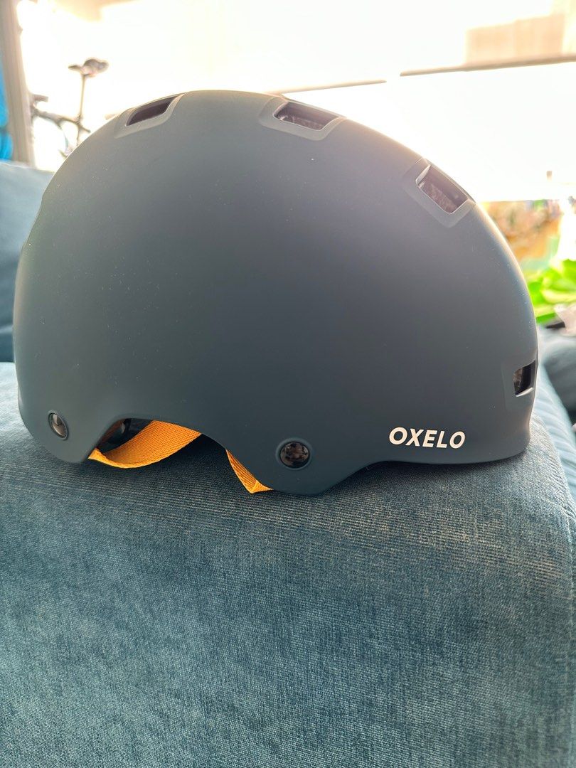 Oxelo helmet, Sports Equipment, Bicycles & Parts, Parts & Accessories ...