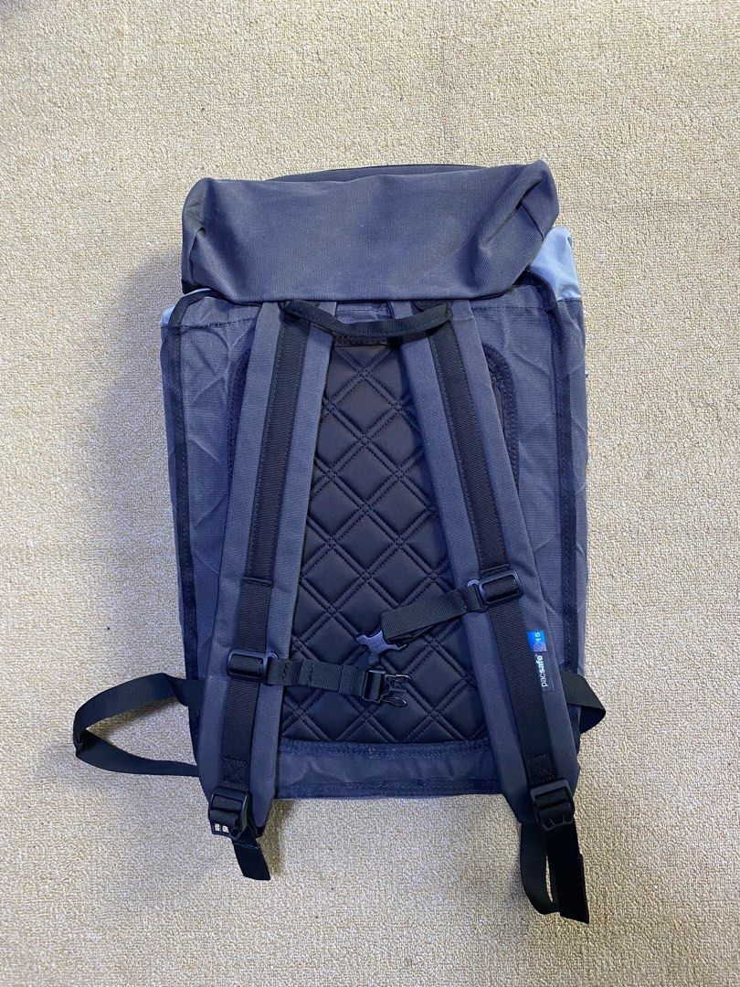 PACSAFE ULTIMATESAFE Z15 ANTI THIEF BACKPACK Men s Fashion Bags