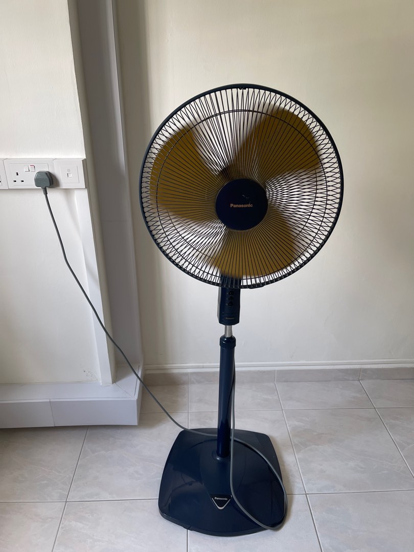 Panasonic standing fan, Furniture & Home Living, Lighting & Fans, Fans