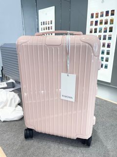 Rimowa Cabin Luggage in Petal Pink