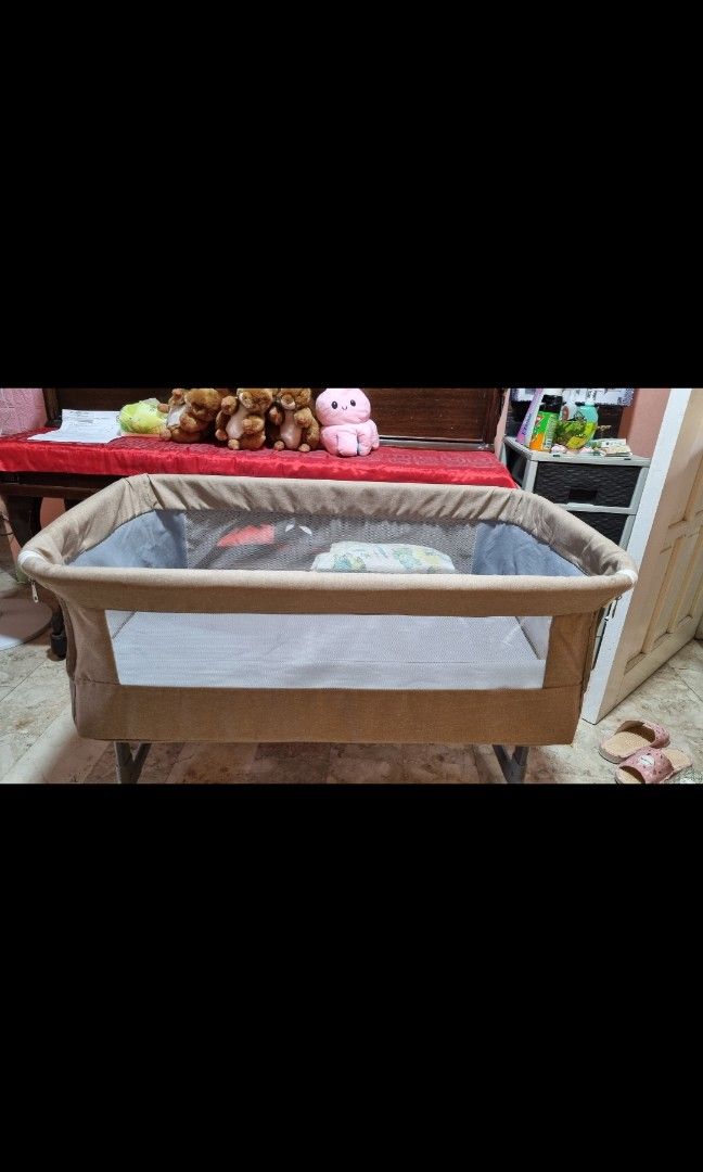 Rocker Bedside Crib Cosleeper on Carousell