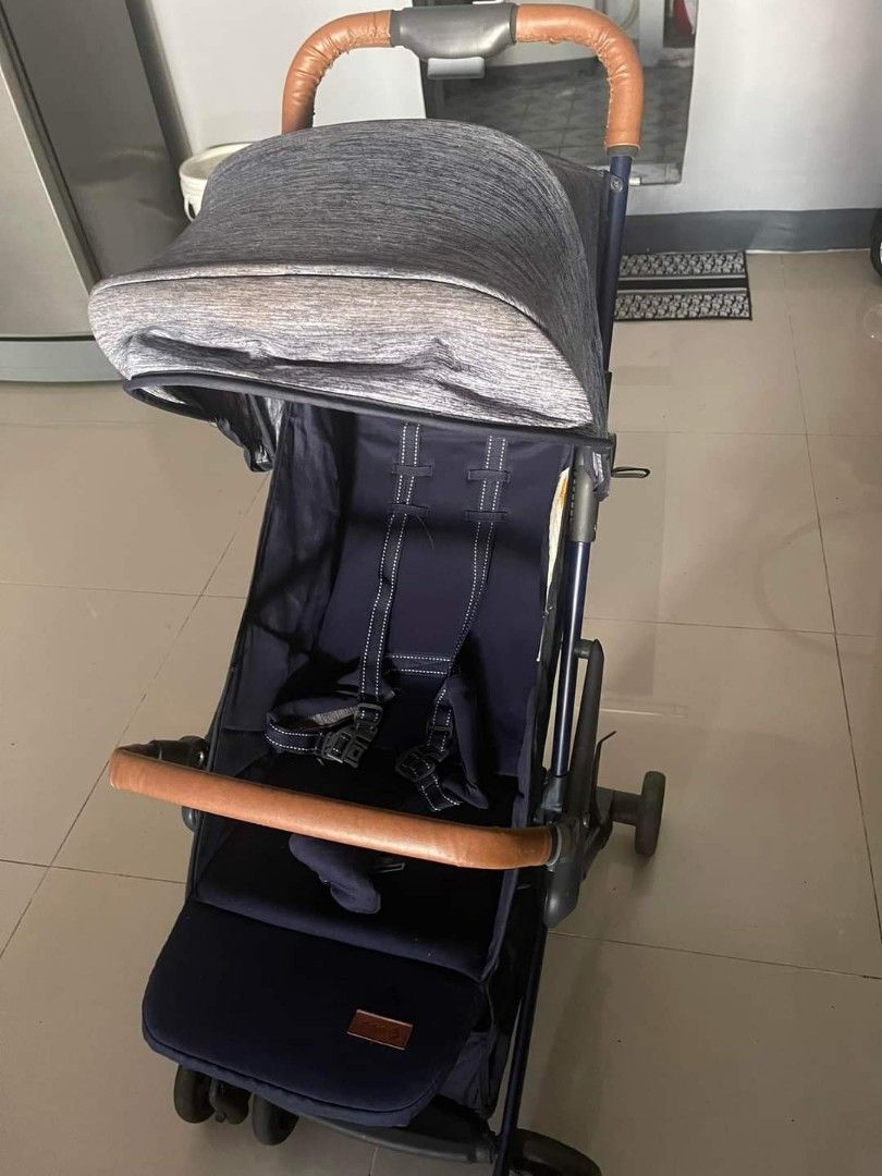 Safety first cube stroller top