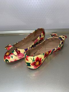 Salvatore Ferragamo floral flats
