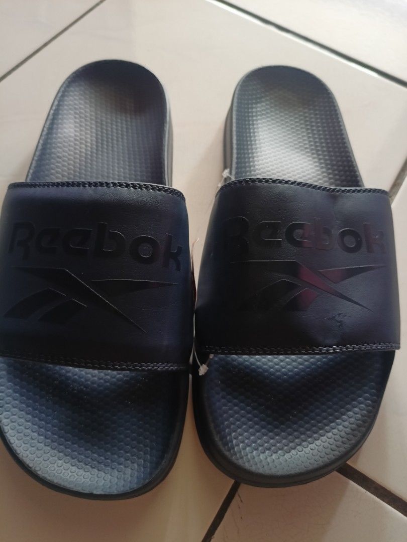 Sandal Reebok Fesyen Pria Sepatu Sandal di Carousell