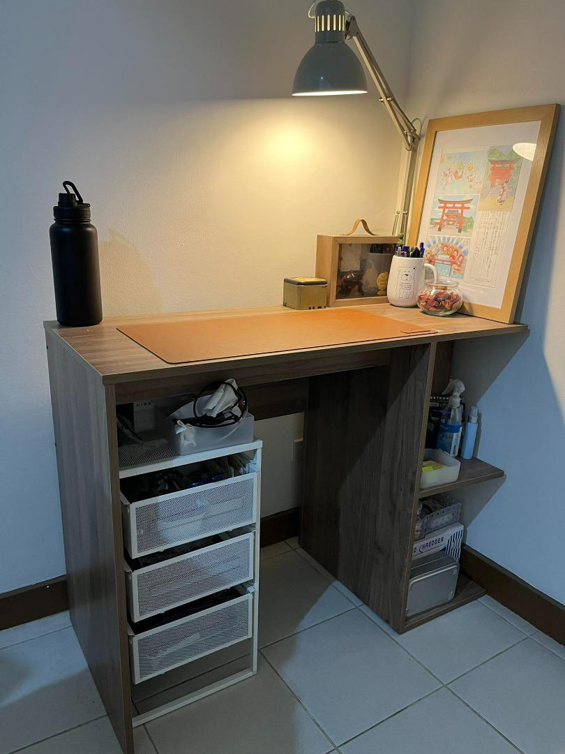 2nd hand study hot sale desk