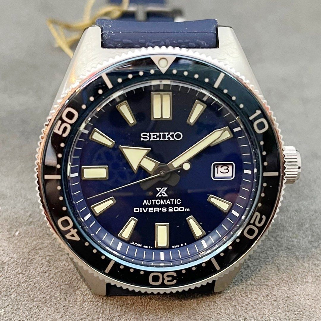 Seiko 42mm diver top
