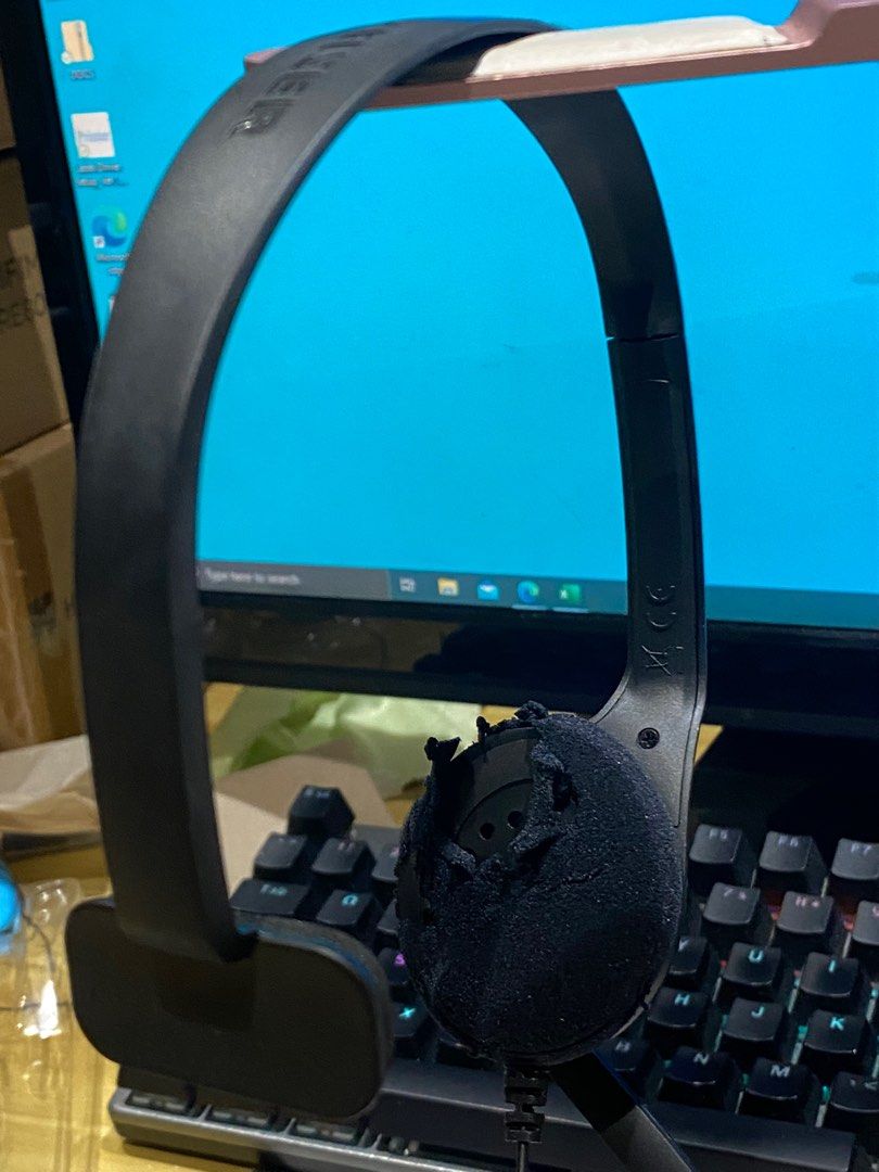 SENNHEISER PC 2 CHAT, Audio, Headphones & Headsets on Carousell