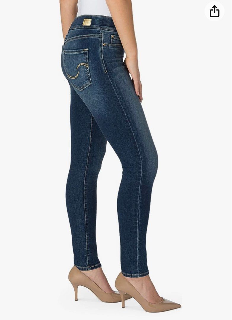 Levi signature totally sales shaping skinny jeans