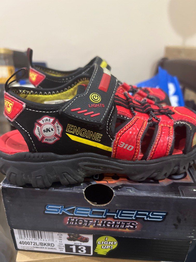 Skechers hot hotsell lights damager