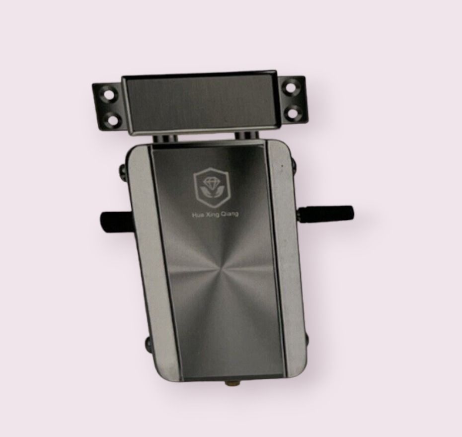 Smart Electronic Door Lock (Item Code 581) (Category: Locks, Doors & Gates) located in Marikina City. Submitted by skowshop (Listing ID 1251630781, Image 1). Description: About this item: Material Stainless steel Recommended uses for the product Door Style Robust Number of pieces 1 Security lock invisible from the outside. Increases protection against theft as it cannot be forced from the outside. Easy installation inside any wooden or metal door