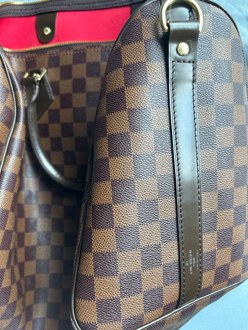 Speedy 35 (Category: Luxury Bags & Wallets) located in Davao. Submitted by the23rd_preloved (Listing ID 1251569270, Image 3). Description: Free shipping! Very good quality! .