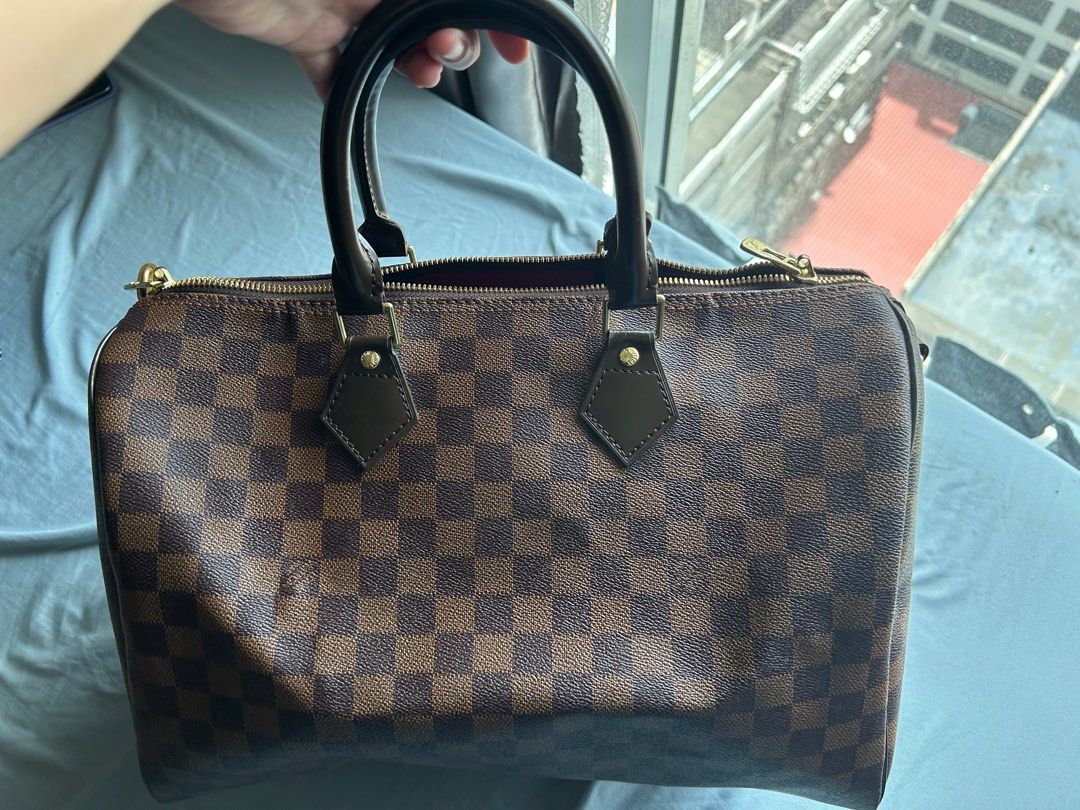Speedy 35 (Category: Luxury Bags & Wallets) located in Davao. Submitted by the23rd_preloved (Listing ID 1251569270, Image 2). Description: Free shipping! Very good quality! .