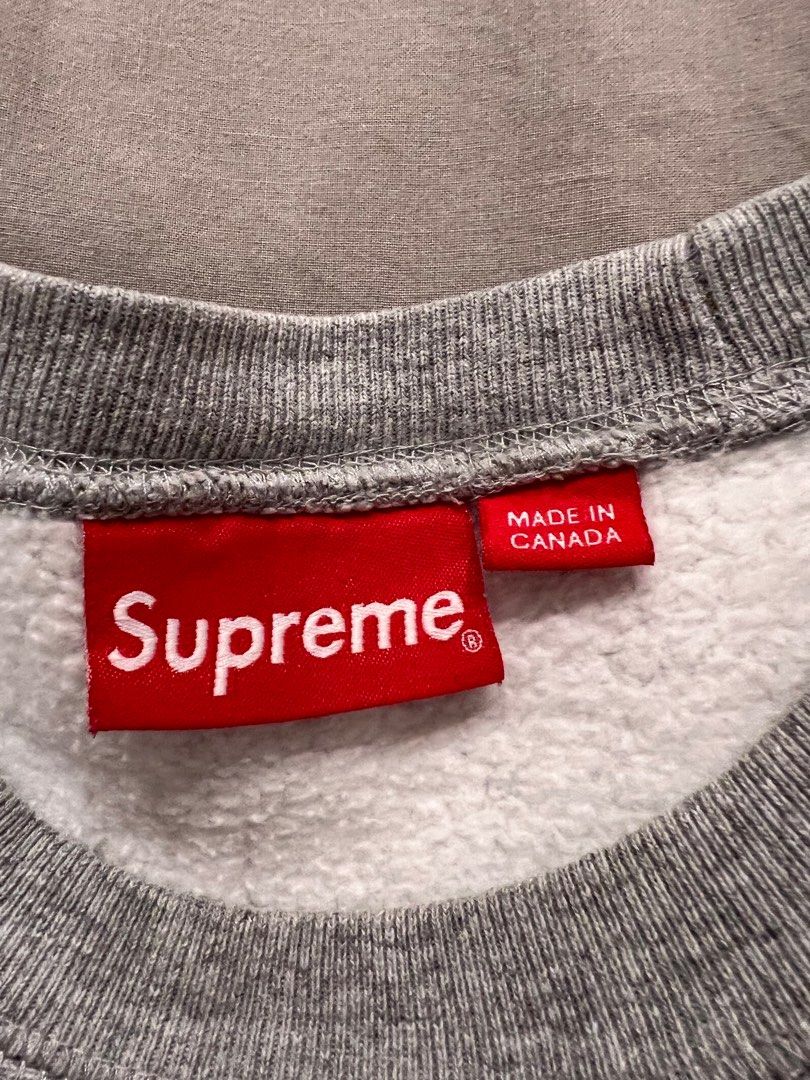 Supreme Box Logo Crewneck (FW18) Bright Royal, Men's Fashion, Tops & Sets,  Tshirts & Polo Shirts on Carousell