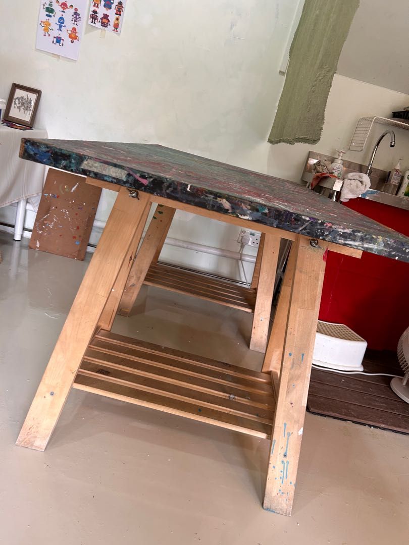 Table (Category: Tables & Sets) located in Singapore. Submitted by shala (Listing ID 1251539401, Image 3). Description: .