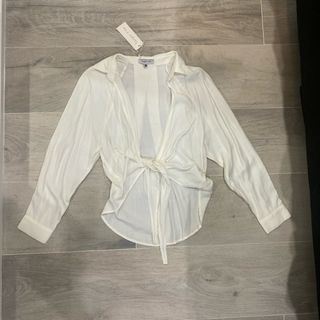 TIE FRONT BLOUSE | size 6