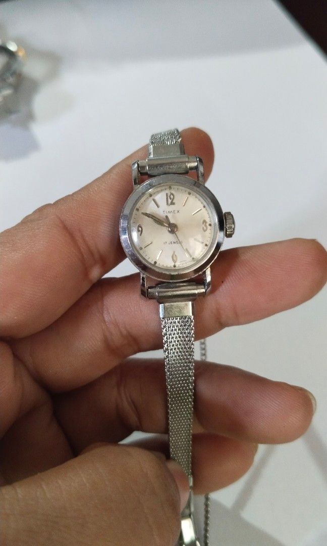 TIMEX 17 JEWELS MECHANICAL Women s Fashion Watches Accessories Watches on Carousell