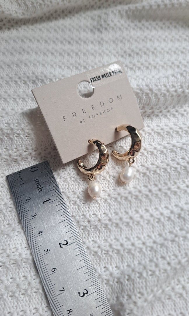 Topshop Hoop Earrings w Fresh Water Pearls